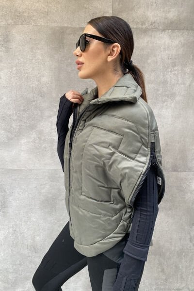 Yuvarlak Kesim Kolsuz Kapitone Mont Yelek