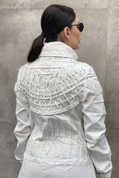 İşlemeli Tasarım Mumlama Trençkot