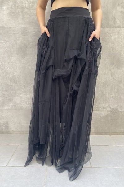 Tüllü Nakışlı Tasarım Oversize Etek