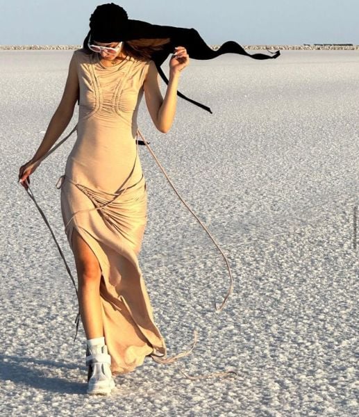 JC BÜZGÜLÜ ELBİSE