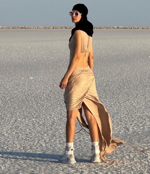 JC BÜZGÜLÜ ELBİSE