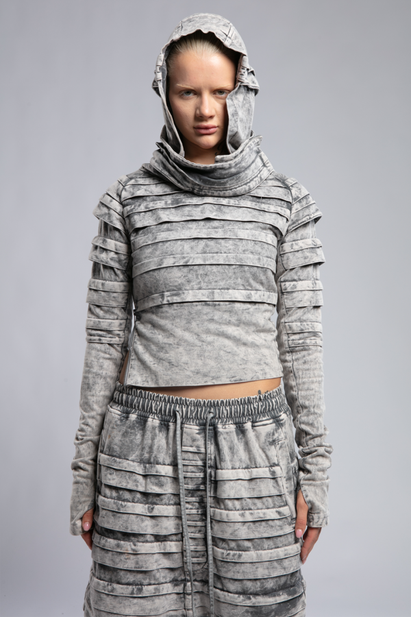 Tasarım Boyunluklu Taşlama Sweatshirt