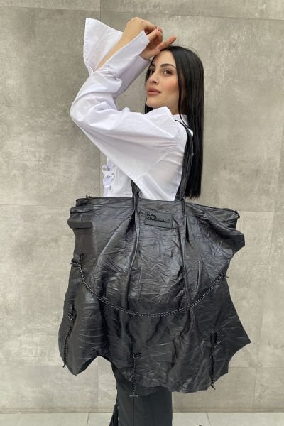 Asimetrik Kesim PU Deri Tasarım Zincirli Kol ve Omuz Çantası