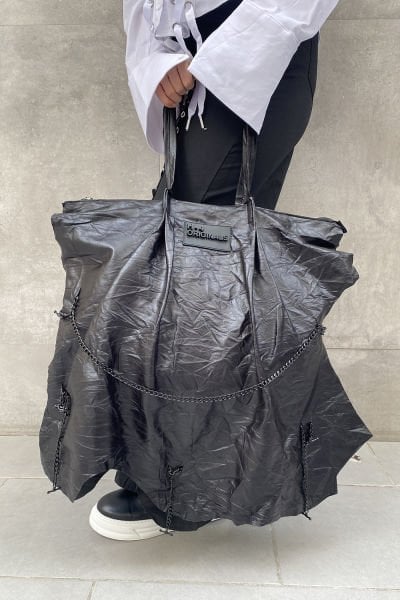 Asimetrik Kesim PU Deri Tasarım Zincirli Kol ve Omuz Çantası