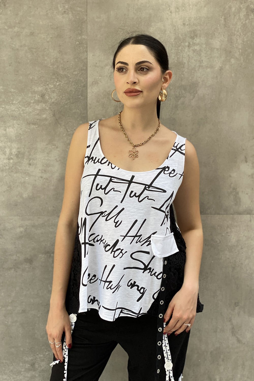 Dantelli Tasarım Yazılı Oversize Askılı Bluz